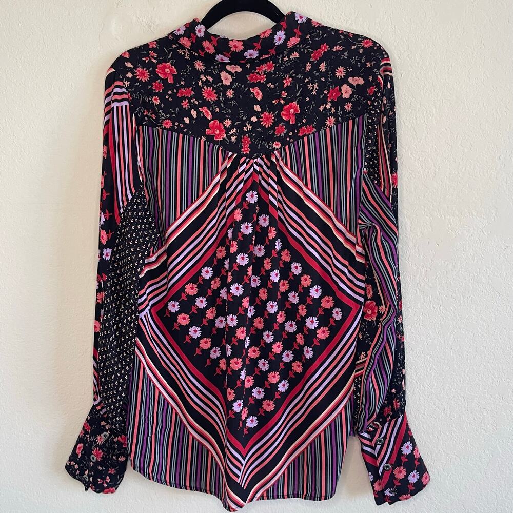 Free People Hazel Buttondown in Black Combo Women’s Top Blouse - Size XS - Picture 2 of 6